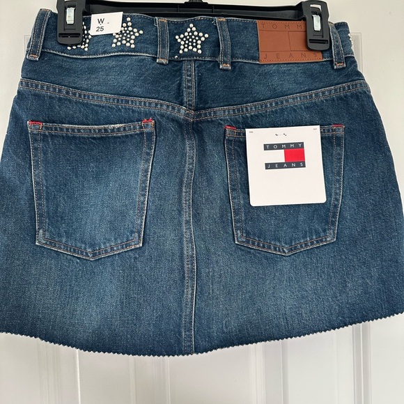 Tommy Hilfiger Jeans Denim Skirt with Star Studs Y2K style - Picture 4 of 4
